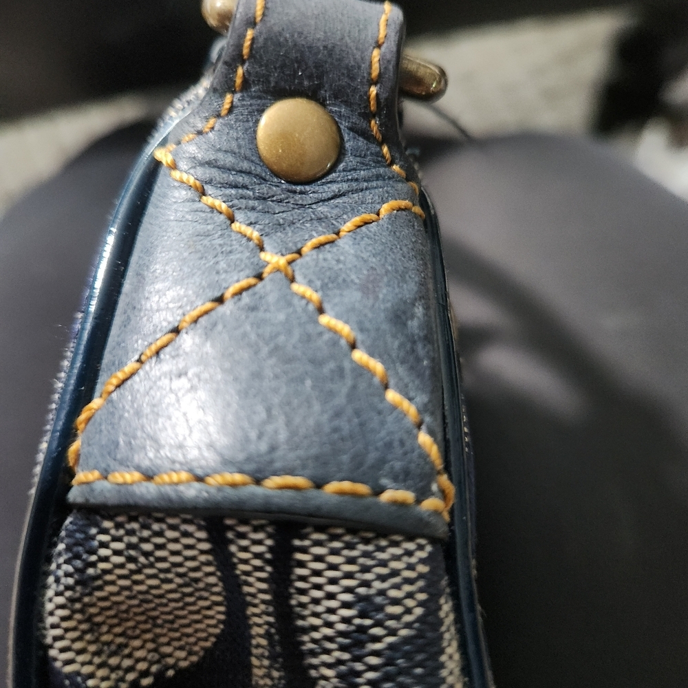 Coach Vintage Metallic Suede Signature Stripe Navy Demi - Picture 5 of 12